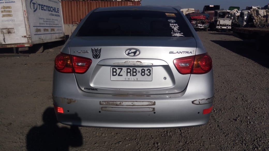  Hyundai ELANTRA 2009    EN DESARME